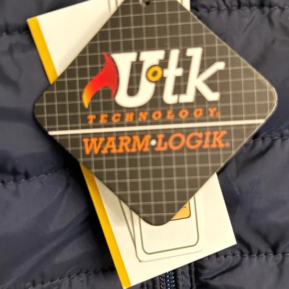 Women's Navy Puffer Vest - Picture 4 of 7